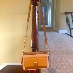 MICHAEL MICHAEL KORS CROSSBODY